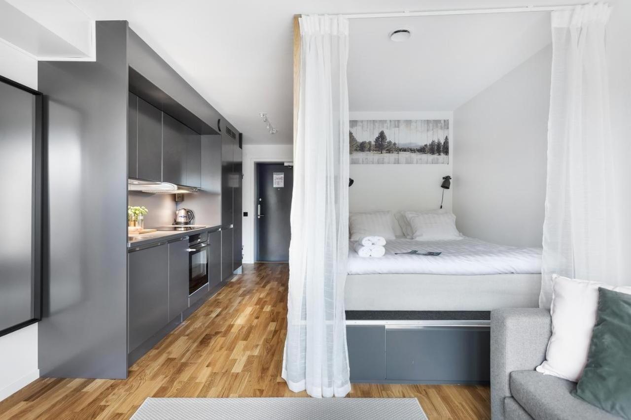 Hoom Home & Hotel Sollentuna Exterior foto